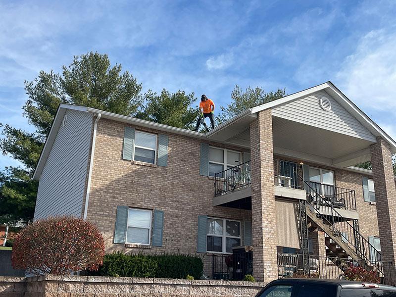roof cleaning time