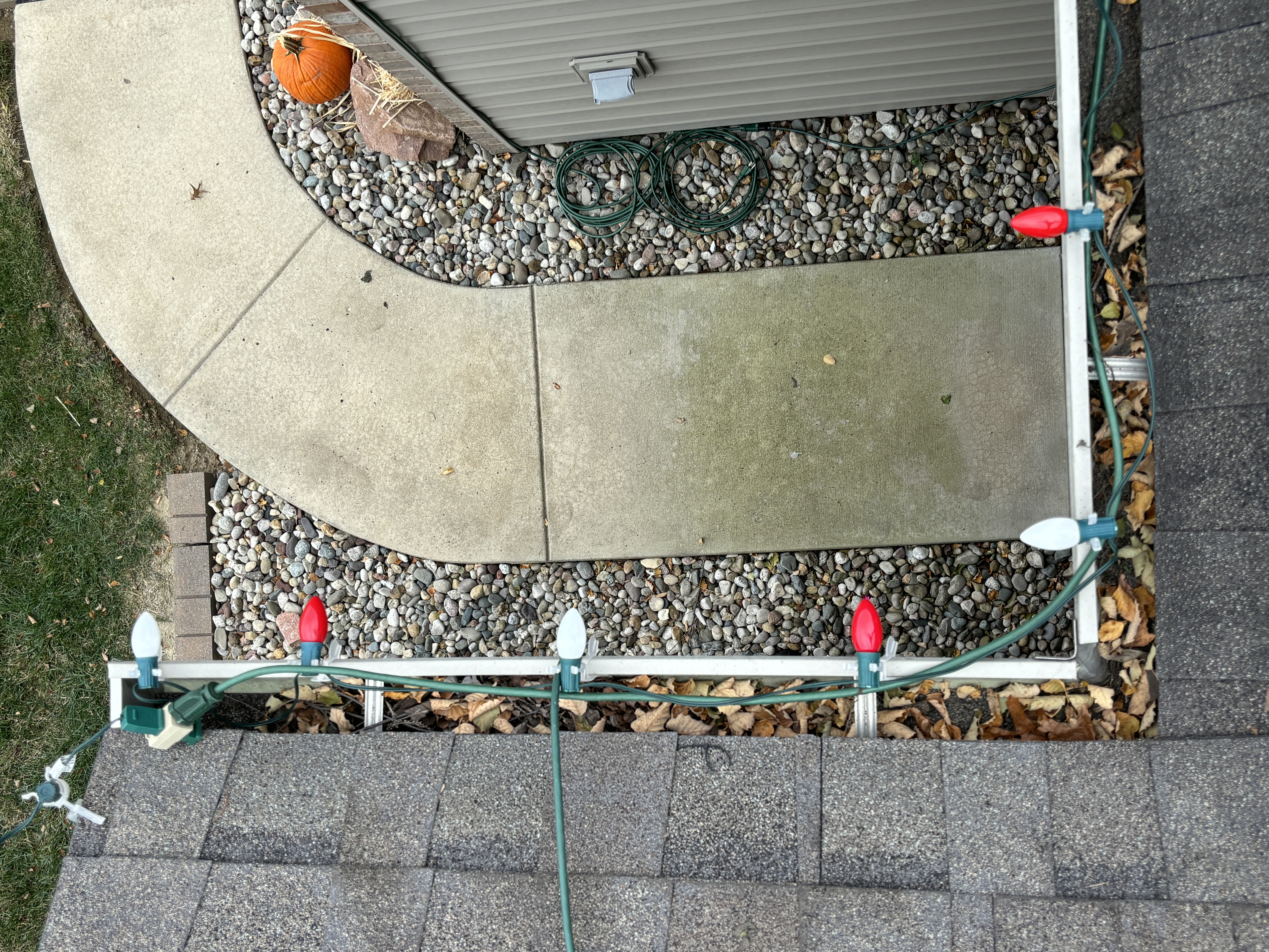 Gutter cleaning in Redbud Illinois