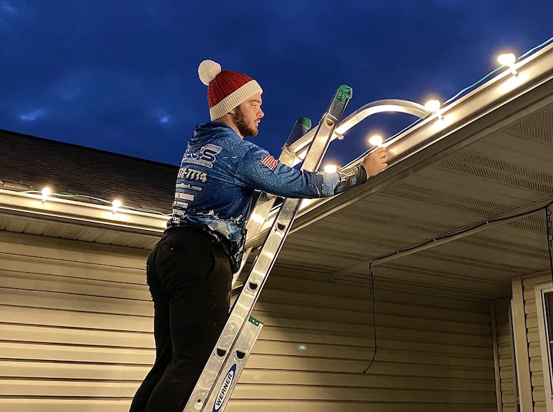 Holiday light installation